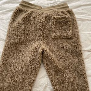 FOREVER 21 Mens Teddy Sweatpants